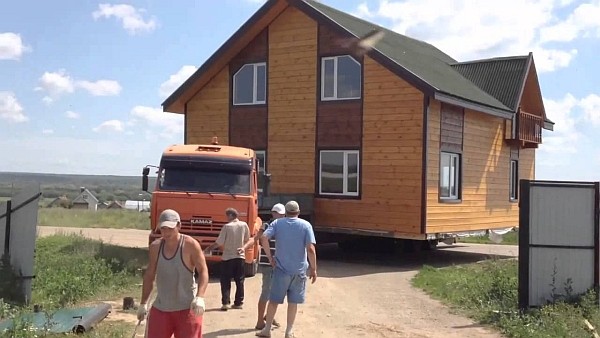 Перевозка целого дома